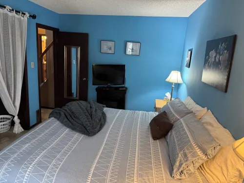 Large Charcter Home Hotels in Moose Jaw