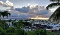 Equipped Studio in Gosier Marina Hotels in Pointe-à-Pitre