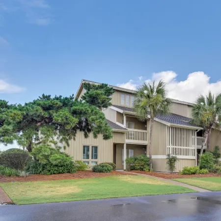 Stewart House in the Beautiful SeaScape Resort