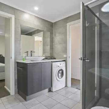 Crown Apartments