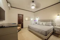 Incredible views over los muertos beach, Sky Suite B