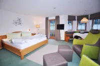 Berghüs Schratt - Einfach Anders - Ihr Vegetarisches Und Veganes Biohotel Hotels in Oberstaufen