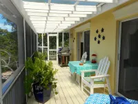 Beautiful Waterfront Villa Dockside Patio Kayaks optional Jeep Suv Boat Seadoo