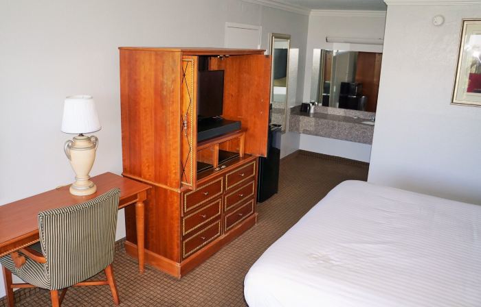 Hotel Elev8