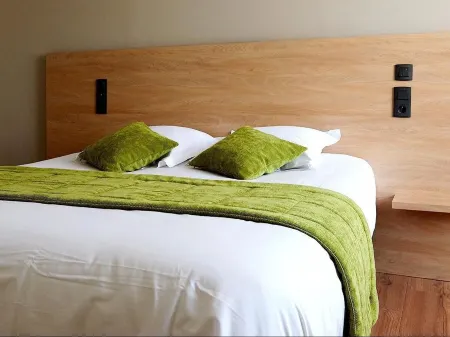 Hôtel du Grand Cerf Отели в г. Бос