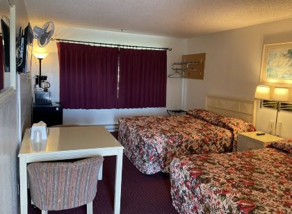 Front Street Inn