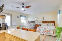 Dock & Fire Pit: Scenic Studio on Suwannee River!