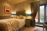 Pear Tree Inn Whitley Hotels in Melksham