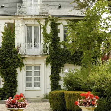 Logis l'Hermitage Отели в г. Эндр