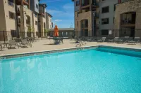 Stay in Comfort While Enjoying Valley Views