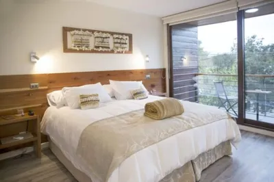 Maki Hotel Hotels near Eco Termas Rio Blanco