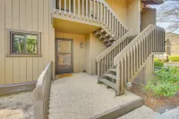 Pinehurst Lake Condo: Water View & Community Perks - balcony