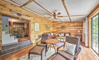 Getaway on Center Hill Lake w/ Decks & Water Views