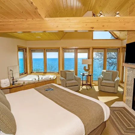 Bluefin Bay on Lake Superior