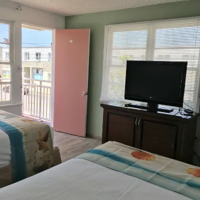 Skylark Resort Motel Hotels near Wildwood Beach