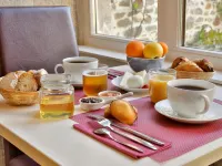Logis Hotel Auberge Dupuytren Hotels in Haute-Vienne