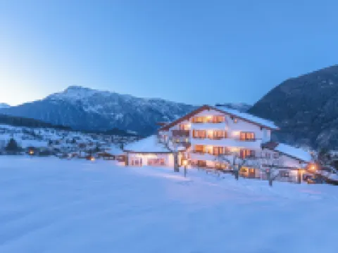 Aktiv Panoramahotel Daniel Hotels in Sautens
