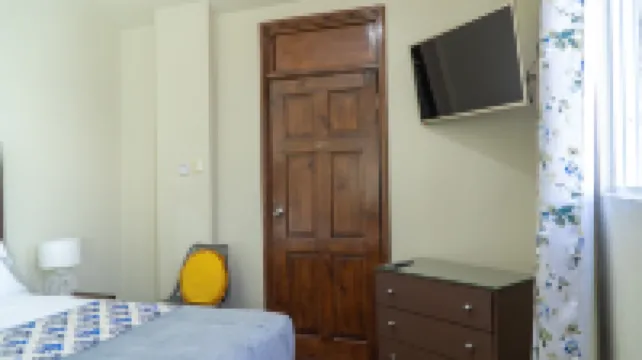 Chillinn at Duke Hotel a 