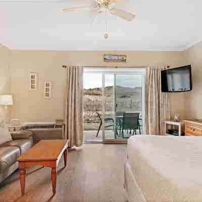 Windward Shores Rooms