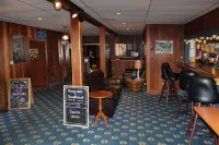 Fisherman's Wharf Inn Hotels in Boothbay