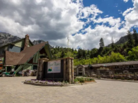 Twin Peaks Lodge & Hot Springs Hotels in Ouray County