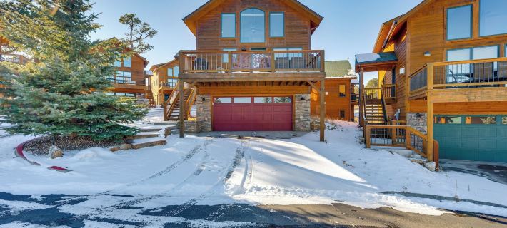 Updated & Spacious Lodge in Heart of Estes Park! Hotels in Estes Park
