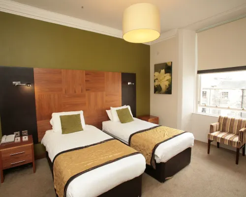 Acorn Hotel Hotels near Mitchell Library