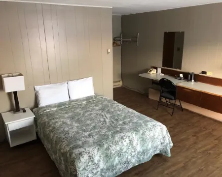 Moose Motel Hotels in Cochrane District