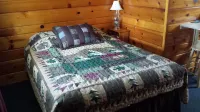 Bear Paw Inn Hotel di Spurr Township