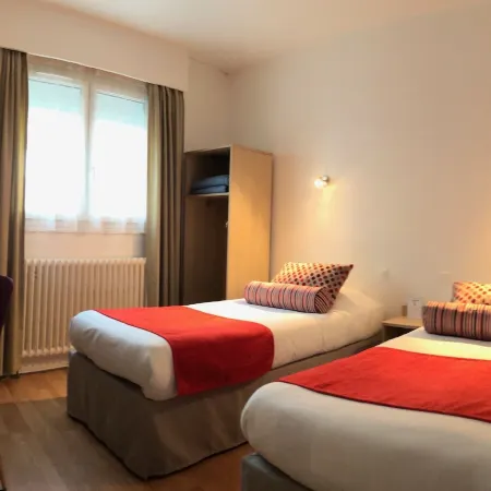 Cit'Hotel Atlantis Отели в г. Руайан