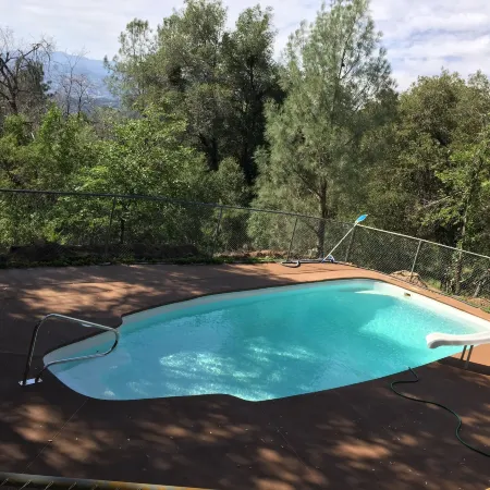 Mountain Trail Lodge and Vacation Rentals