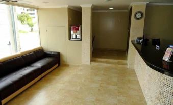 Hotel Marvento Suites