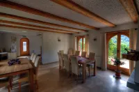 Castel de Daval - breakfast