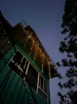 The Local Experience - Zaboka Apartment  호텔