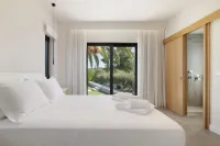 Gaia - A Secret Luxury Hideaway - Villas