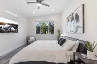 New Modern Townhome- downtown Coeur d'Alene-minutes to waterfront, dining, shops 쿠티나이 카운티 호텔