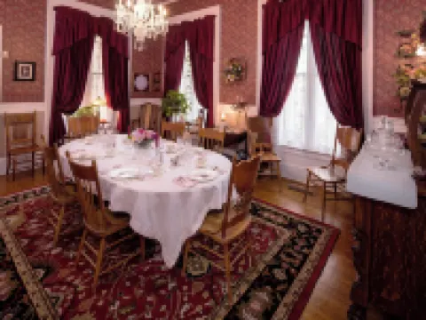 The Steamboat House Bed & Breakfast Hotels in West Galena Township