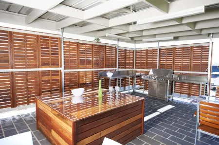 Harbour View Apartments