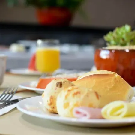 Hotel Ravenna Отели в г. Дивинополис