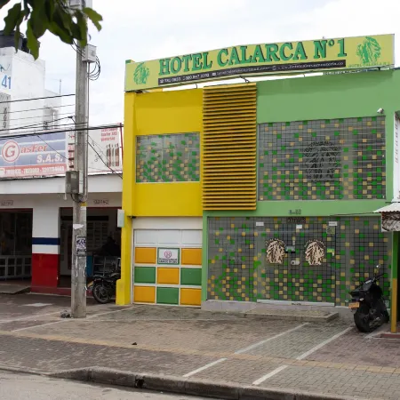 Hotel Calarca N1