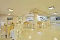 Hotel Mareluna - Aamiainen