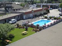 Apple Tree Inn - Pools