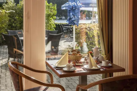 Hotel Spree-idyll Отели в г. Нойенхаген