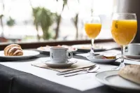 Hotel Asturias - พร้อมอาหารเช้า