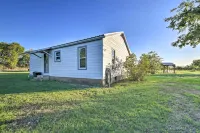 Day Trip to Waco and Temple House on Cattle Farm - 2-Star