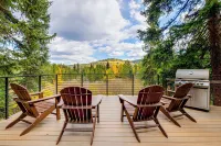Mtn-View Breck Home w/ Hot Tub ~ 1 Mi to Ski Lift! - Pet friendly