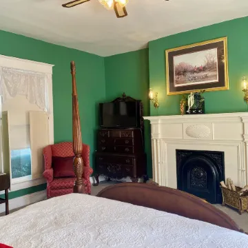 Red Rose Inn Bed & Breakfast