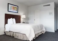 Greeley University Inn by Capital O I-25 - Moteles