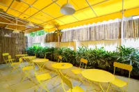 Bloom Hotel - Cyber Towers โรงแรมใน