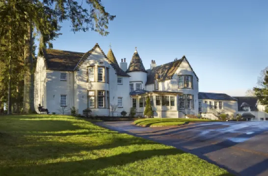 Cairn Lodge Hotels in 